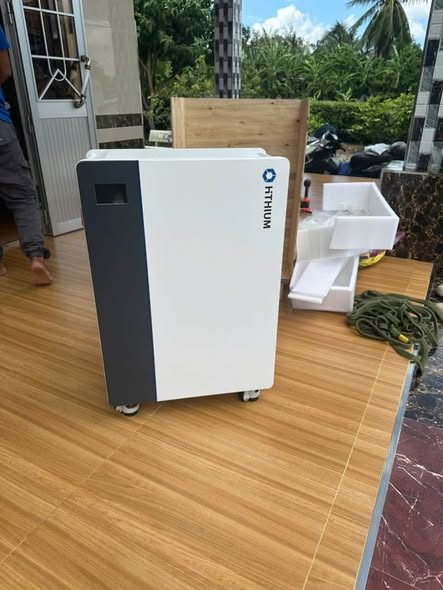 Pin lưu trữ Hithium – Điện mặt trời hộ gia đình – Solis + pin Hithium