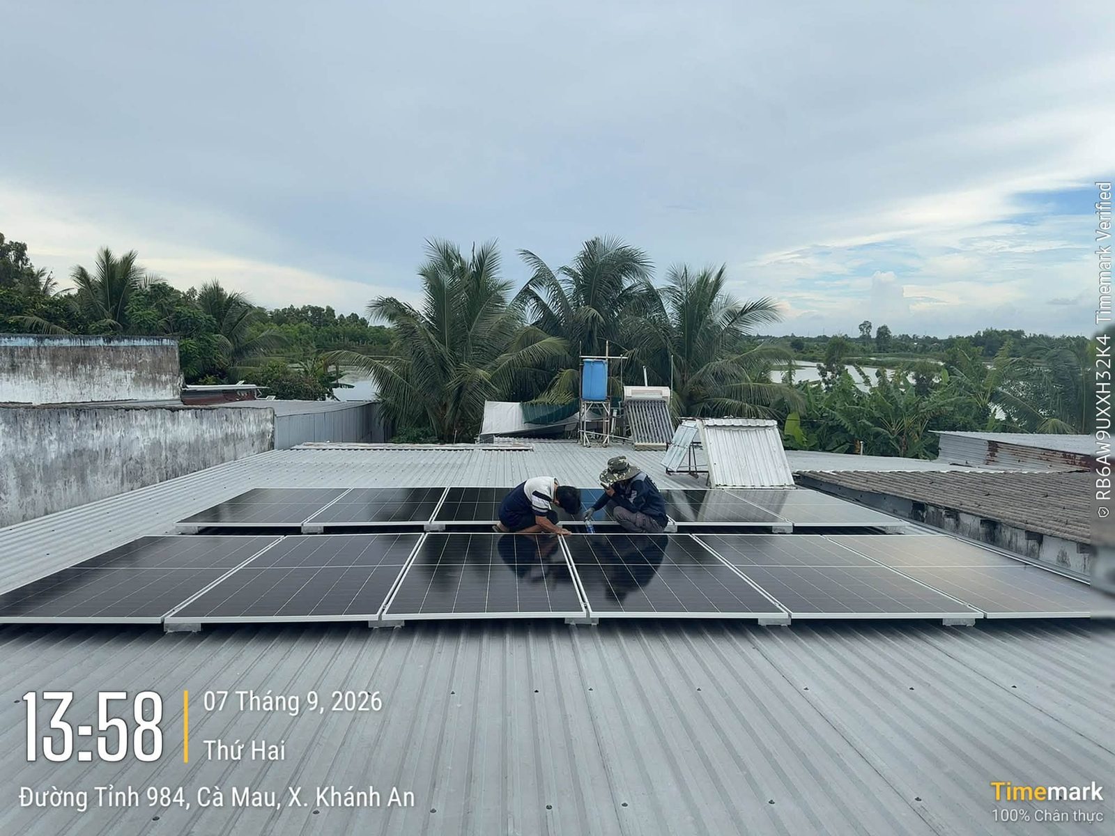 Nhà anh Phong · Hệ 7,56 kWp · 12 tấm pin – X. Khánh An · 09/2026